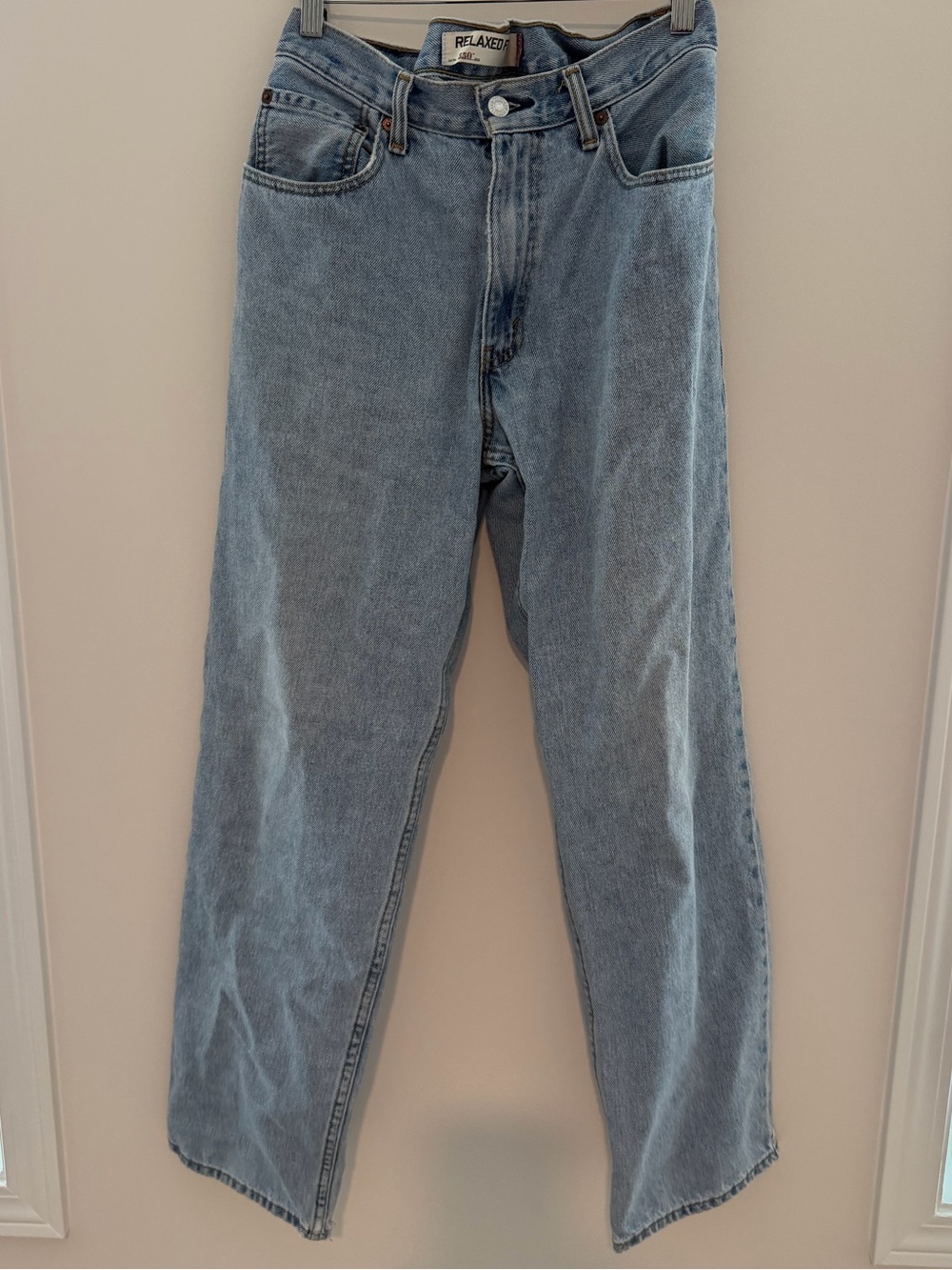 Levi’s 505 Relaxed Fit Light Blue Women’s Jeans Size 32 x 32